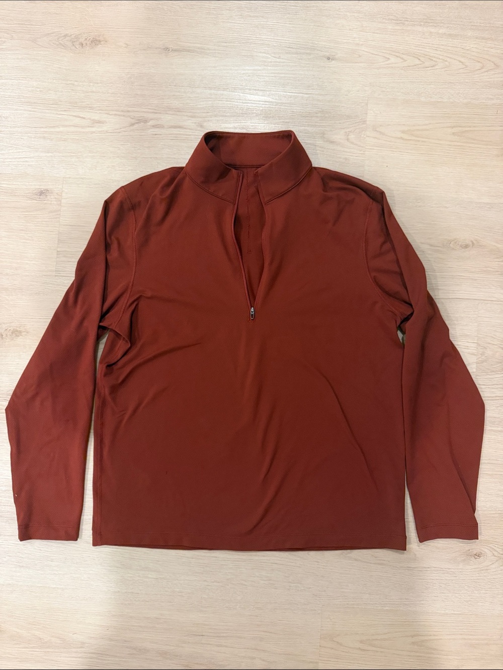 Lululemon size Large Long-Sleeve Half-Zip Pullover - Rust
